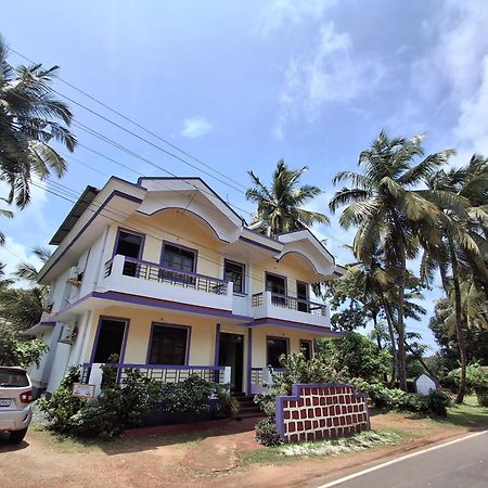 Lobo'S Guesthouse Cavelossim Kültér fotó